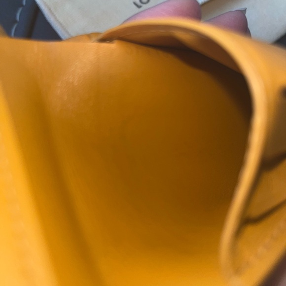 EUC Louis Vuitton Damier bifold Wallet Yellow - Picture 8 of 13